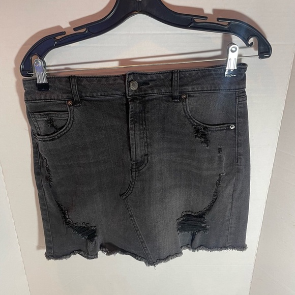 Wild Fable Black Distressed Denim Mini Skirt Edgy Y2K Size 10 - Picture 2 of 9